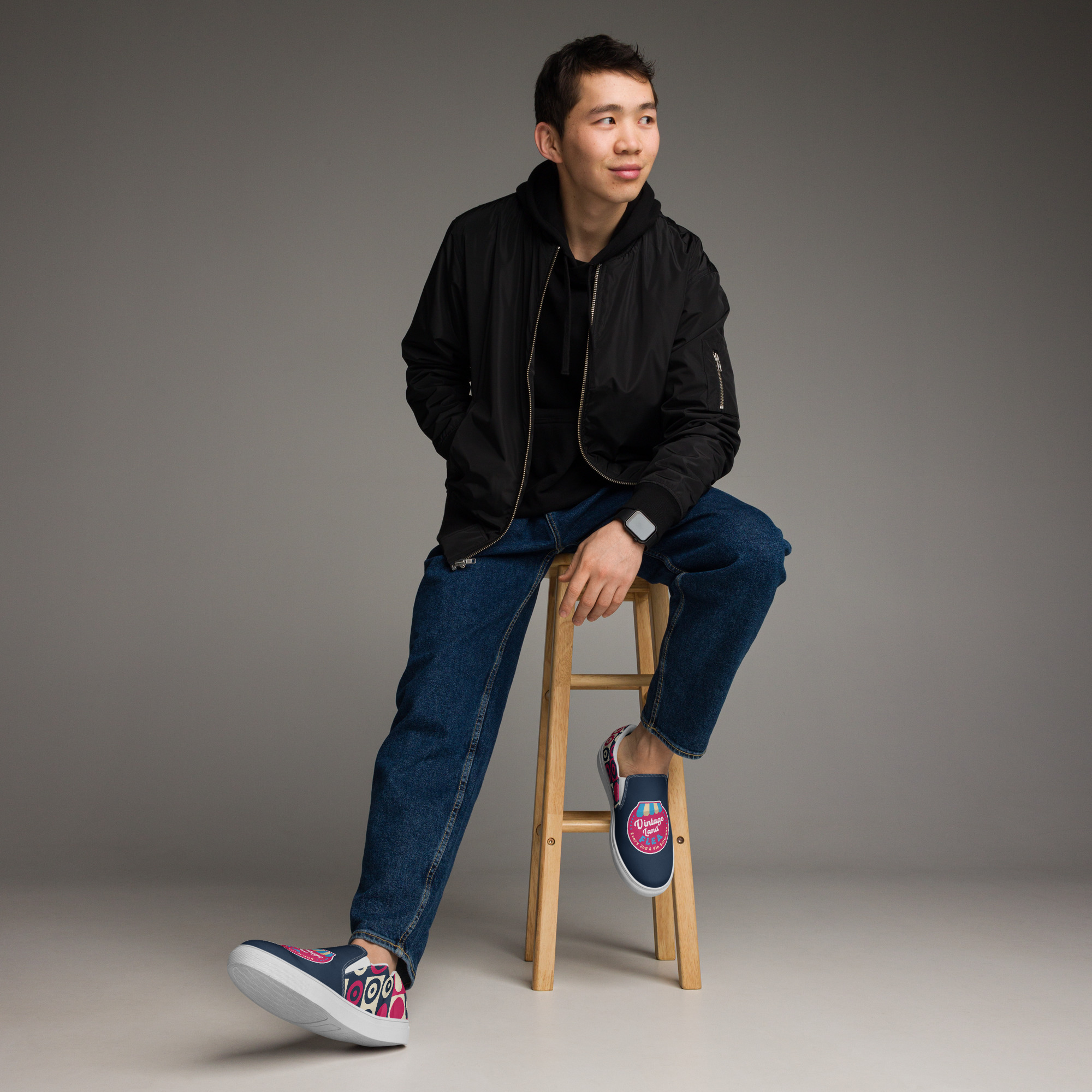 Saturday Flea at Vintage Land Men’s slip-on canvas shoes - Image 10